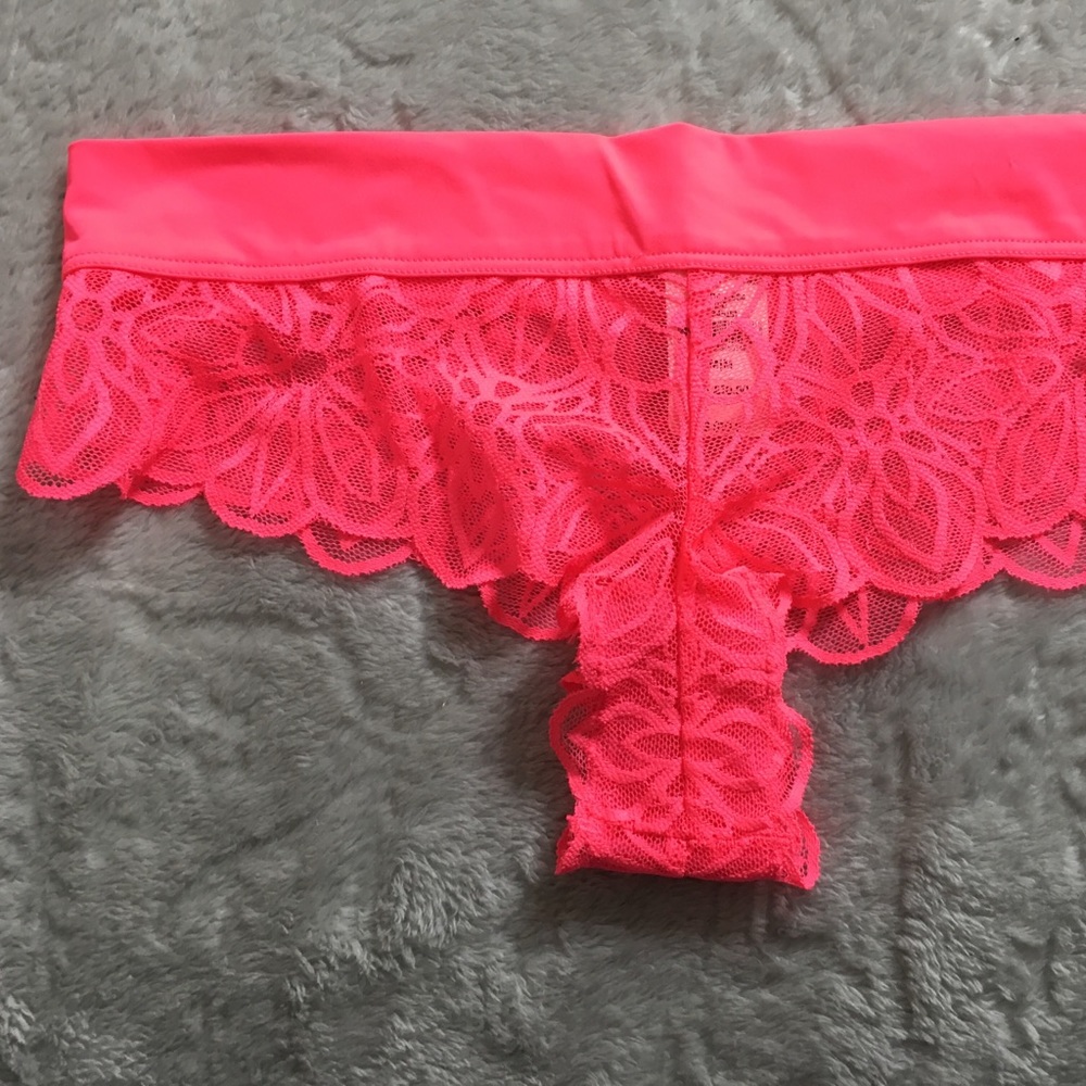 PINK VS cheeky undies
